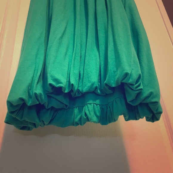 New condition (no tag) sleeveless jersey dress - Picture 2 of 4